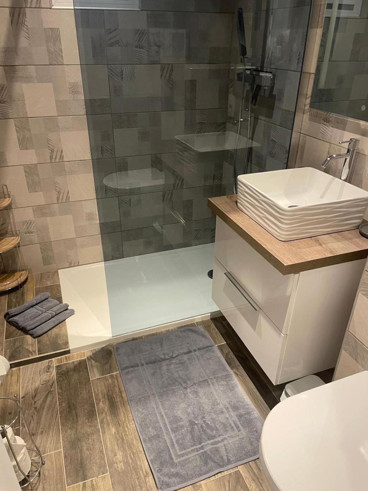 Haut De Villa Vue Mer 3 Pieces Climatise & Wifi 4 A 6 Personnes Pietrosella Екстериор снимка